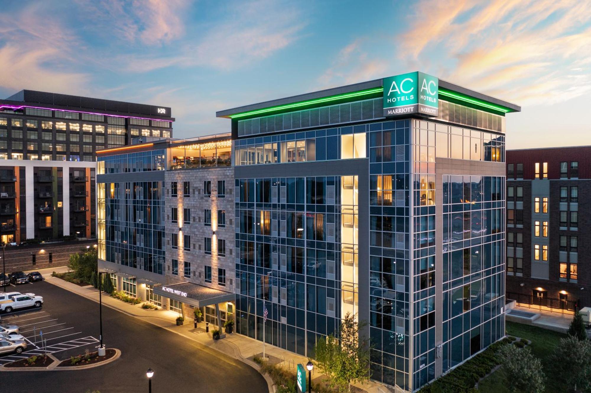 Ac Hotel By Marriott Minneapolis West End Saint Louis Park Exterior photo