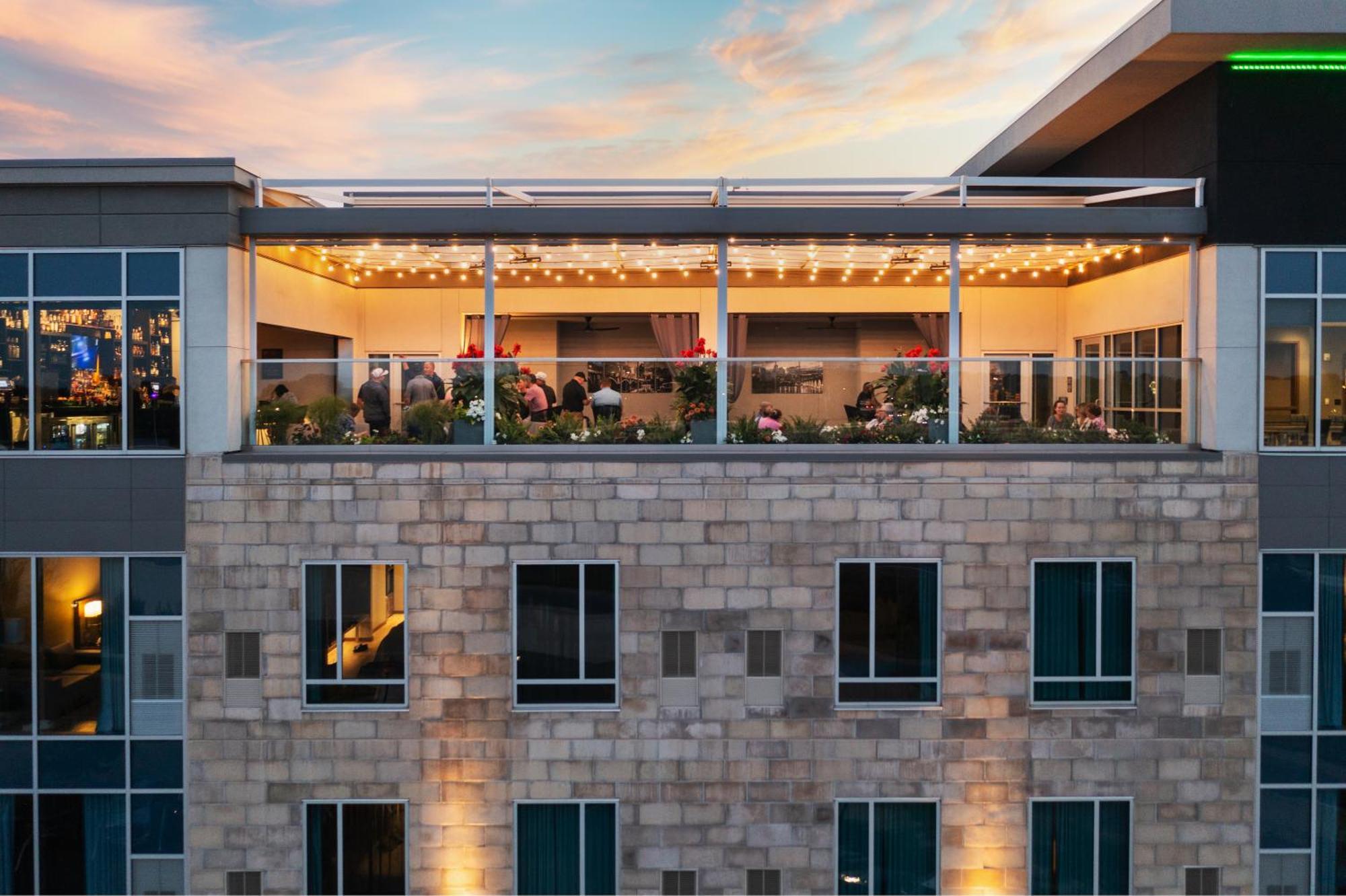 Ac Hotel By Marriott Minneapolis West End Saint Louis Park Exterior photo