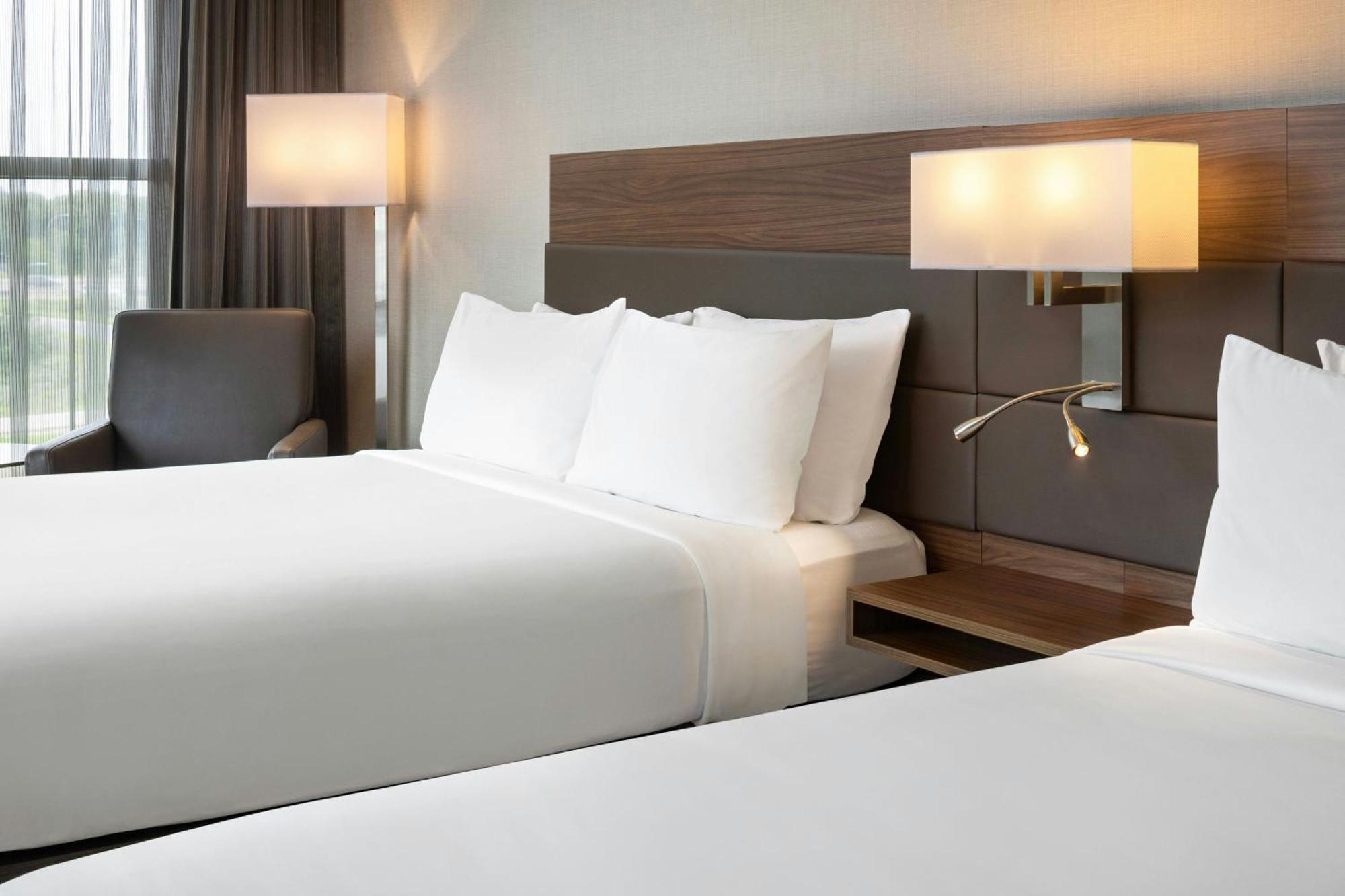 Ac Hotel By Marriott Minneapolis West End Saint Louis Park Exterior photo